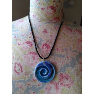 Spiral porcelain pendant